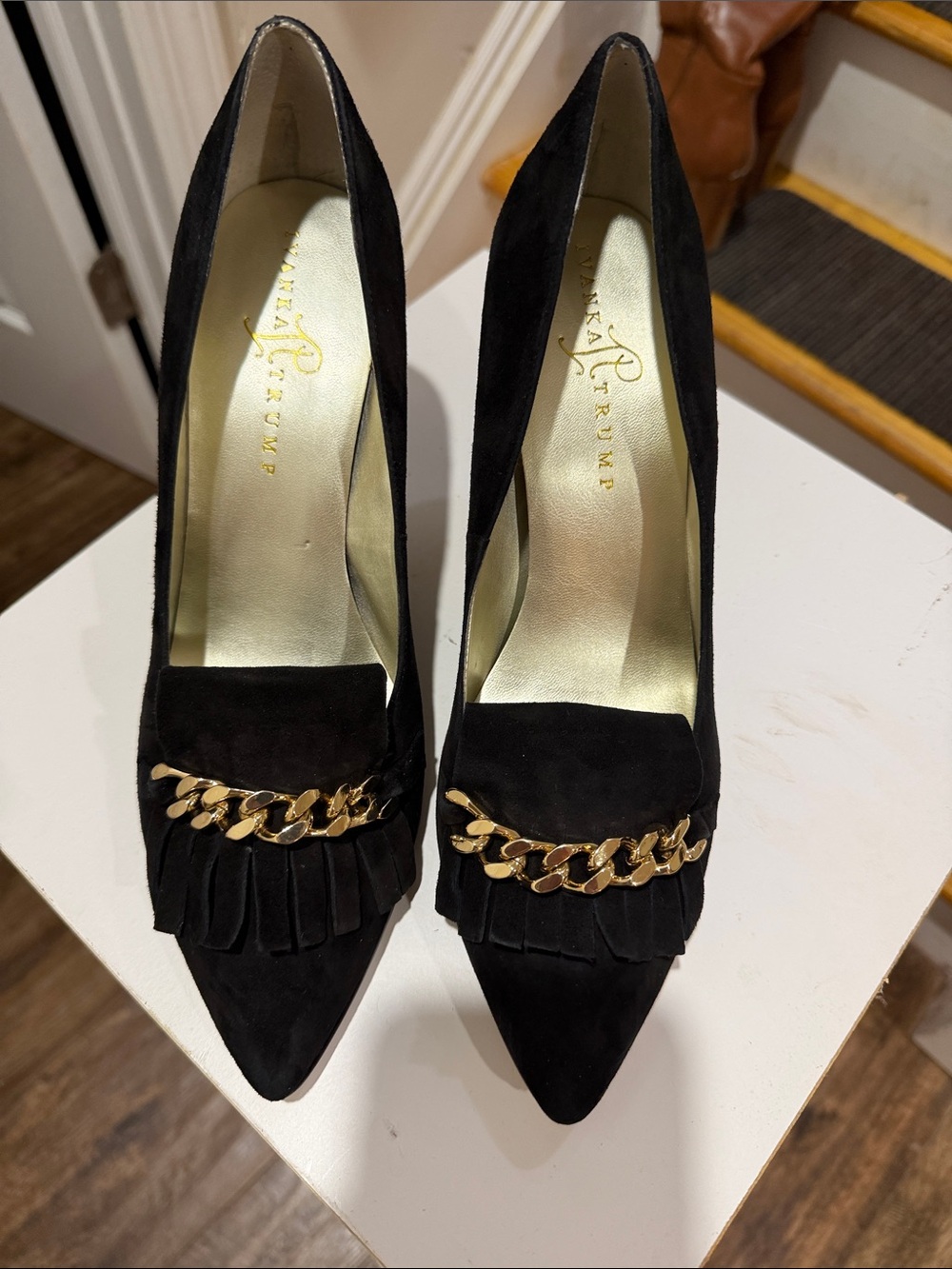 Ivanka Trump Black Suede Pointed-Toe Pumps with Gold Chain- new never worn